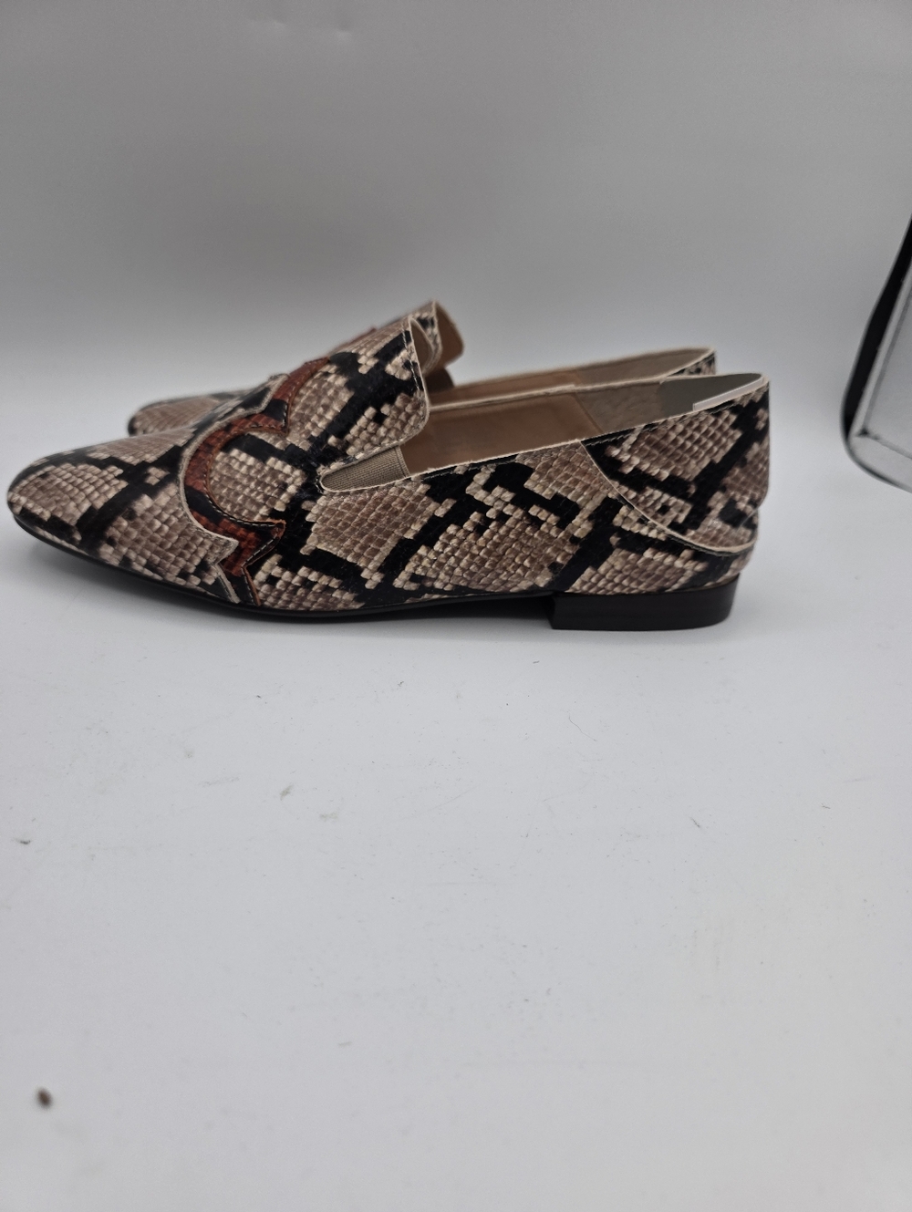 Sbicca Women's Nisland Driving Style Leather Loafer Size 7 NEW Going Out Snake - Picture 7 of 10